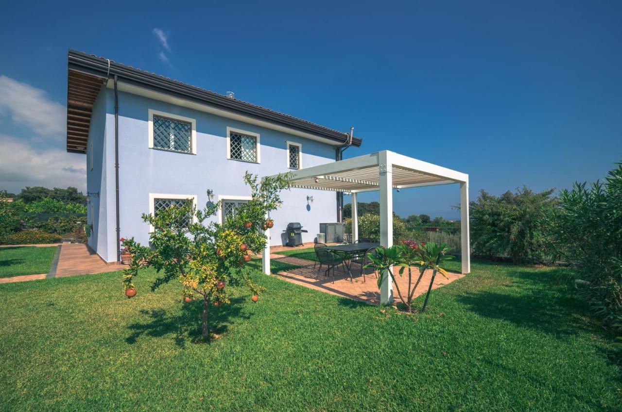 Villa Dei Limoni Etna-Mare Acireale Buitenkant foto