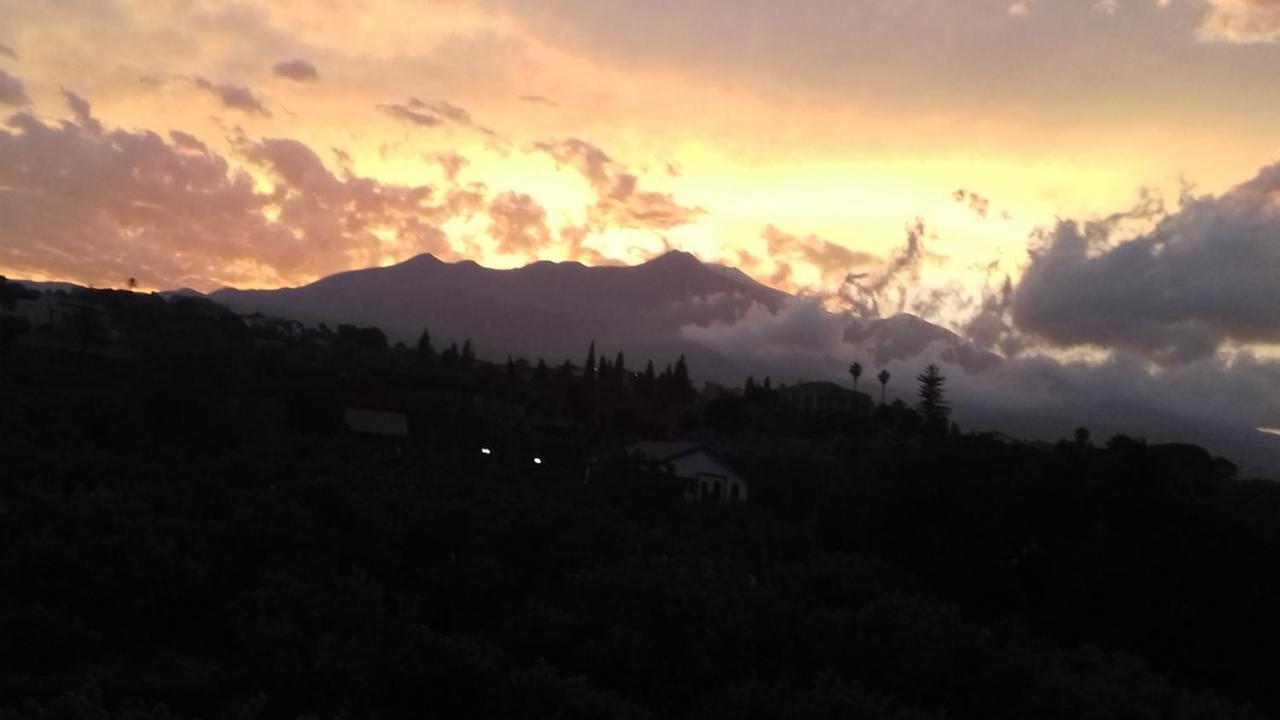 Villa Dei Limoni Etna-Mare Acireale Buitenkant foto