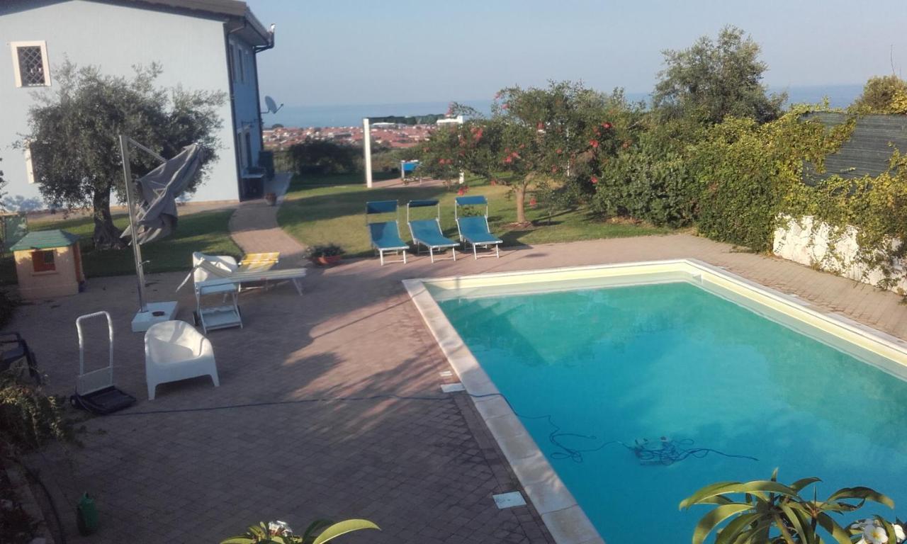 Villa Dei Limoni Etna-Mare Acireale Buitenkant foto